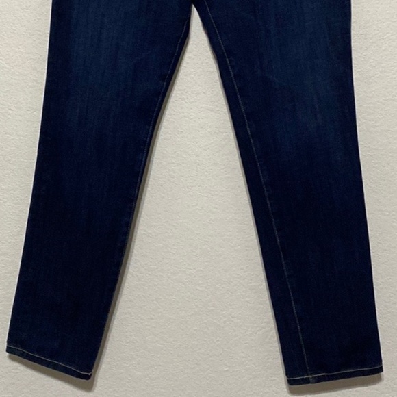 Ag Adriano Goldschmied Women's Dark Wash Prima Cigarette Leg Denim Jeans Size 30 - Picture 5 of 11